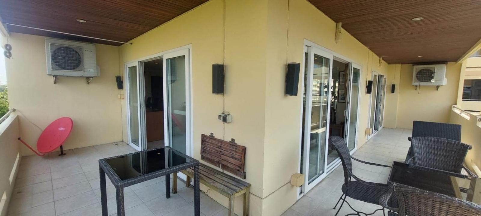 View Talay Residence 6 Wongamat Beach Pattaya Exterior foto